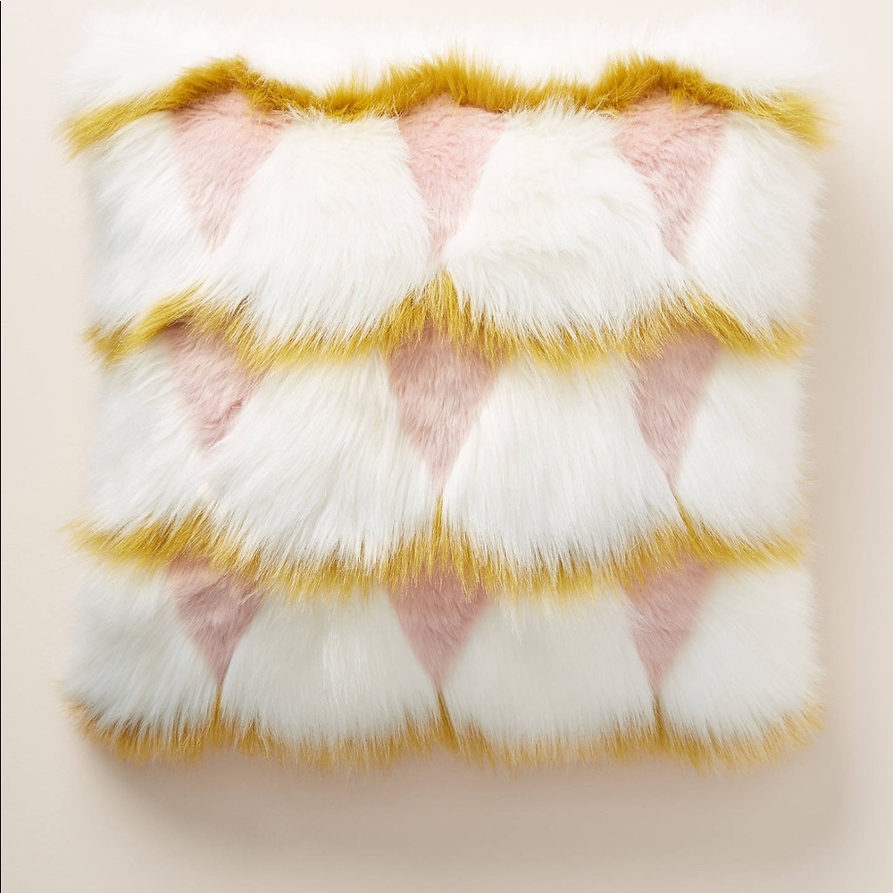 ISO!! anthropologie coren faux pillow